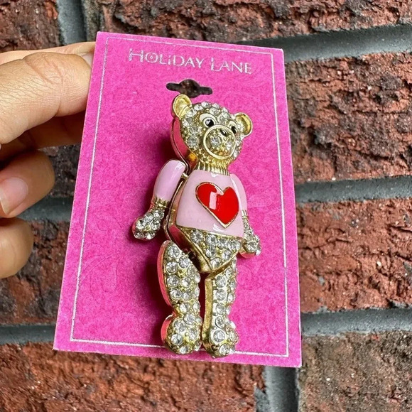 Pink Bear Heart Crystal Brooch - Picture 4 of 5